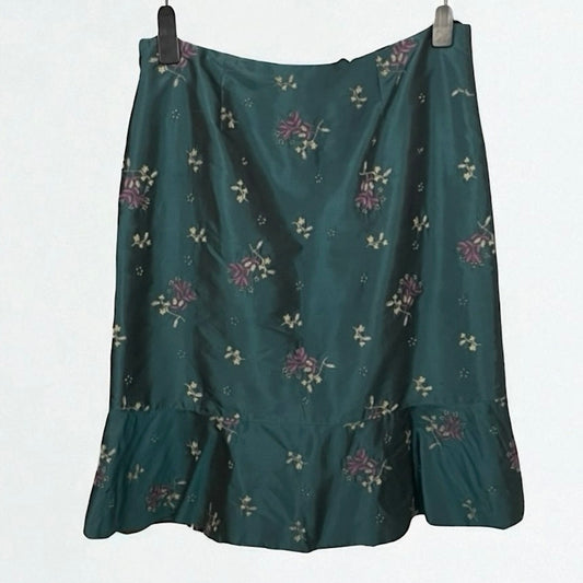 Intuitions Vintage Silk Green Floral Embroidered Skirt