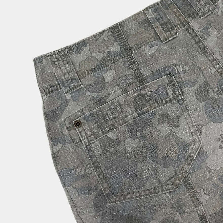 Eddie Bauer Grey Floral Camouflage Print Cargo Mini Shorts