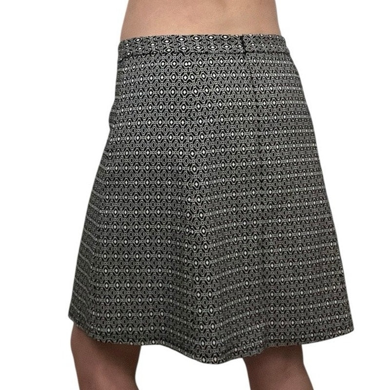41 Hawthorn Black & White Boho Mini Skirt