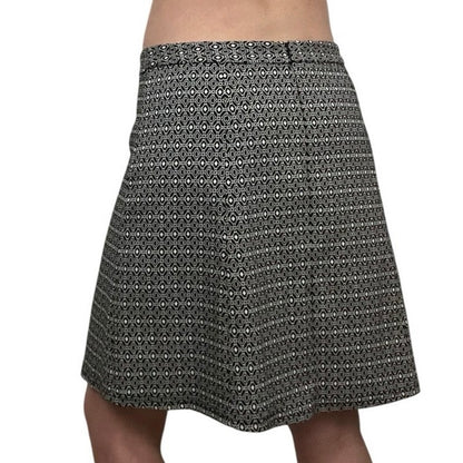 41 Hawthorn Black & White Boho Mini Skirt