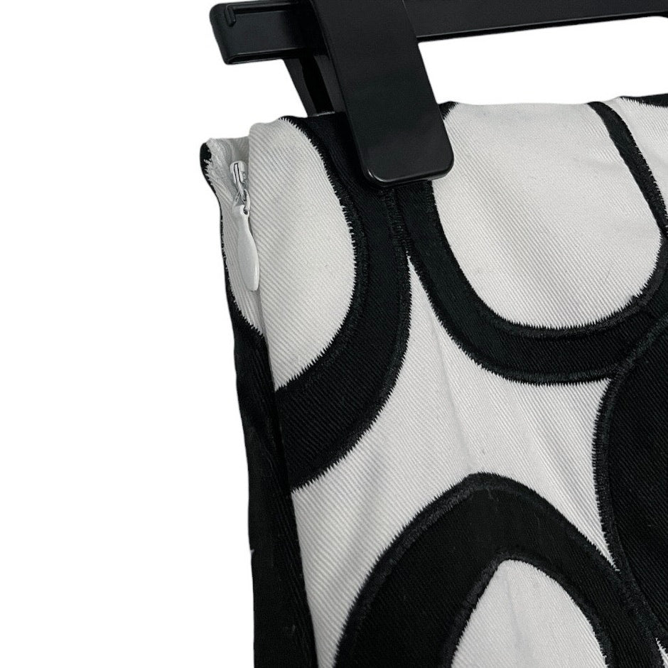 Doncaster Black & White Geometric Circle Print A-Line Skirt