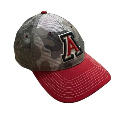 Zephyr Hats Mens University of Arizona Wildcats Red & Grey Camouflage Hat
