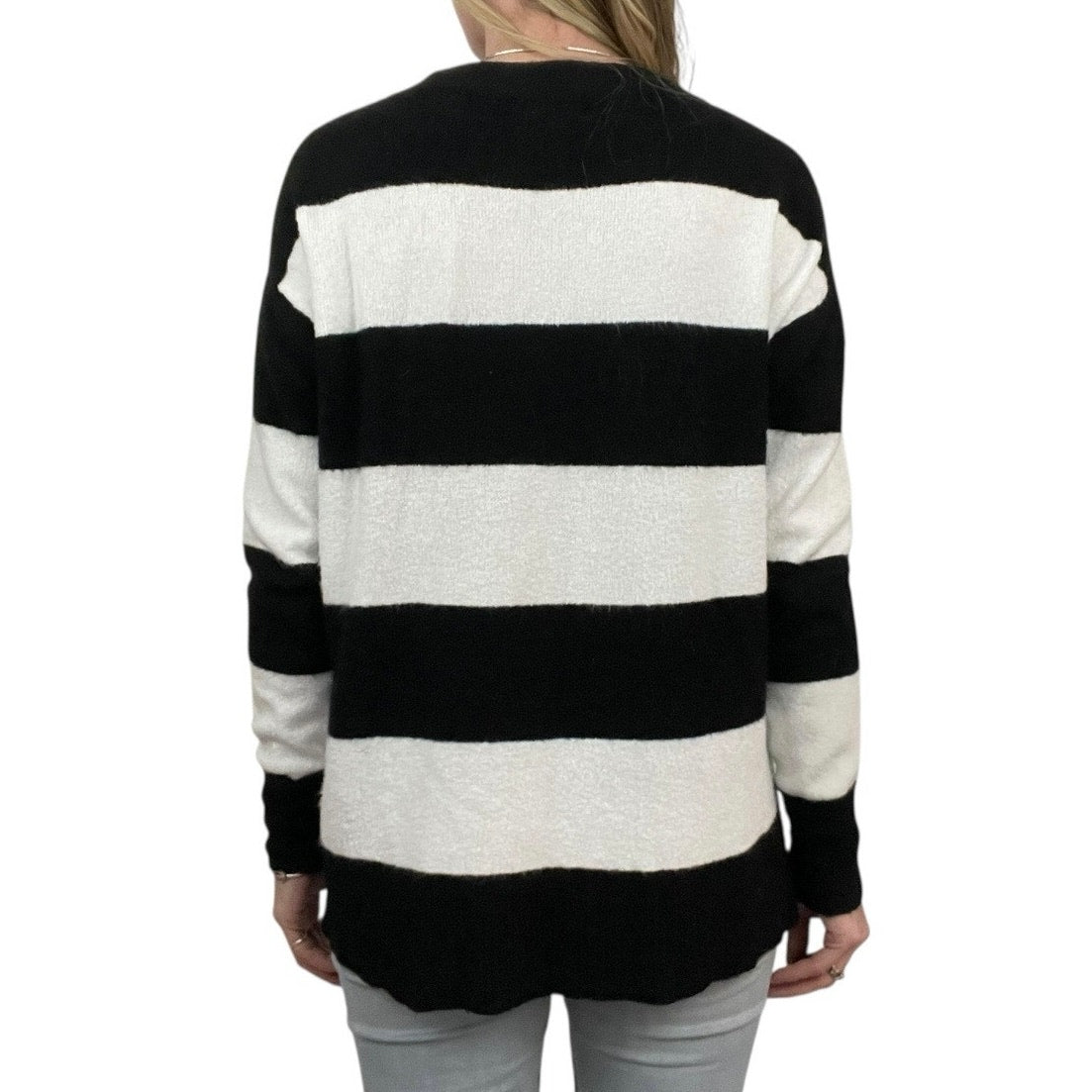 Halogen X Atlantic-Pacific Black & White Thick Striped V-Neck Knit Sweater