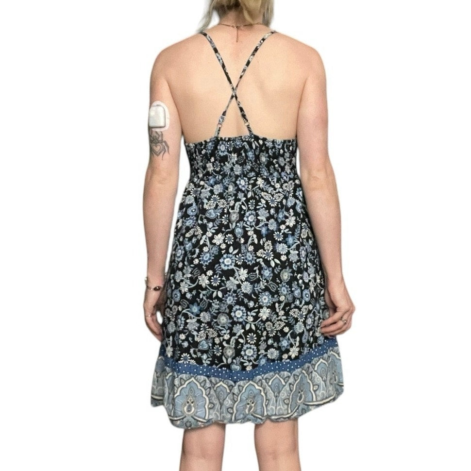 Mossimo Supply Co Blue & Black Floral Boho V-Neck Open Cross Back Dress