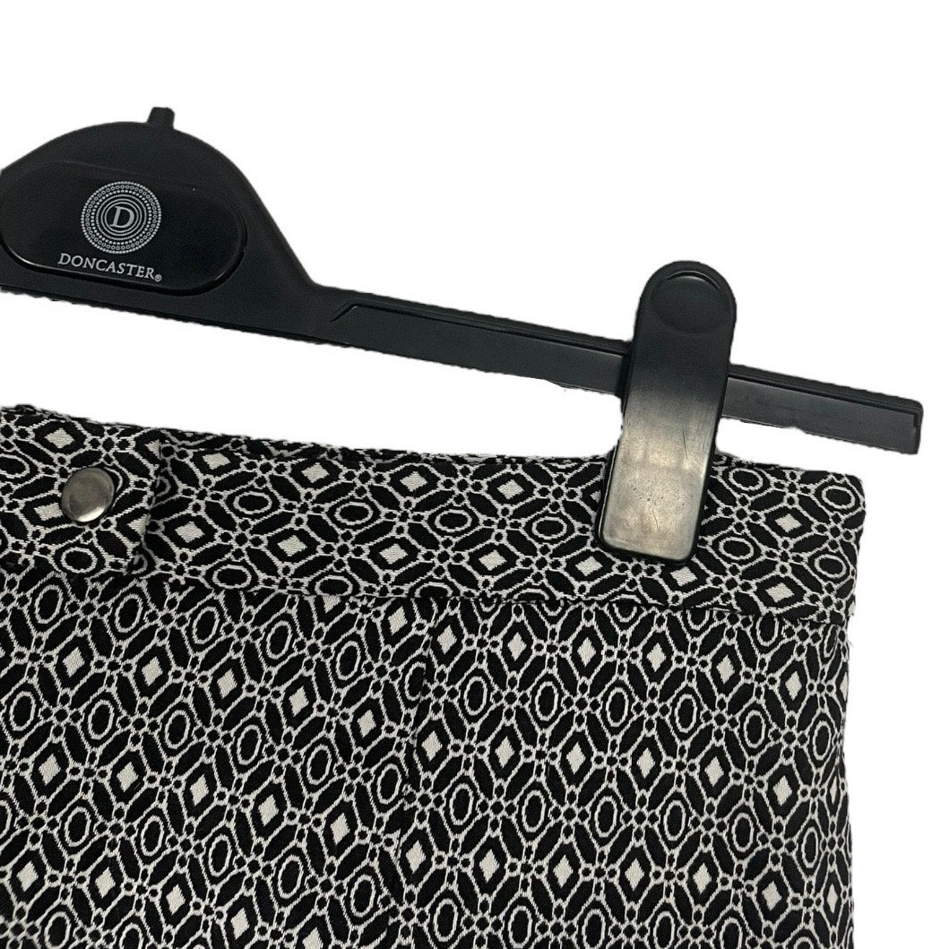 41 Hawthorn Black & White Boho Mini Skirt