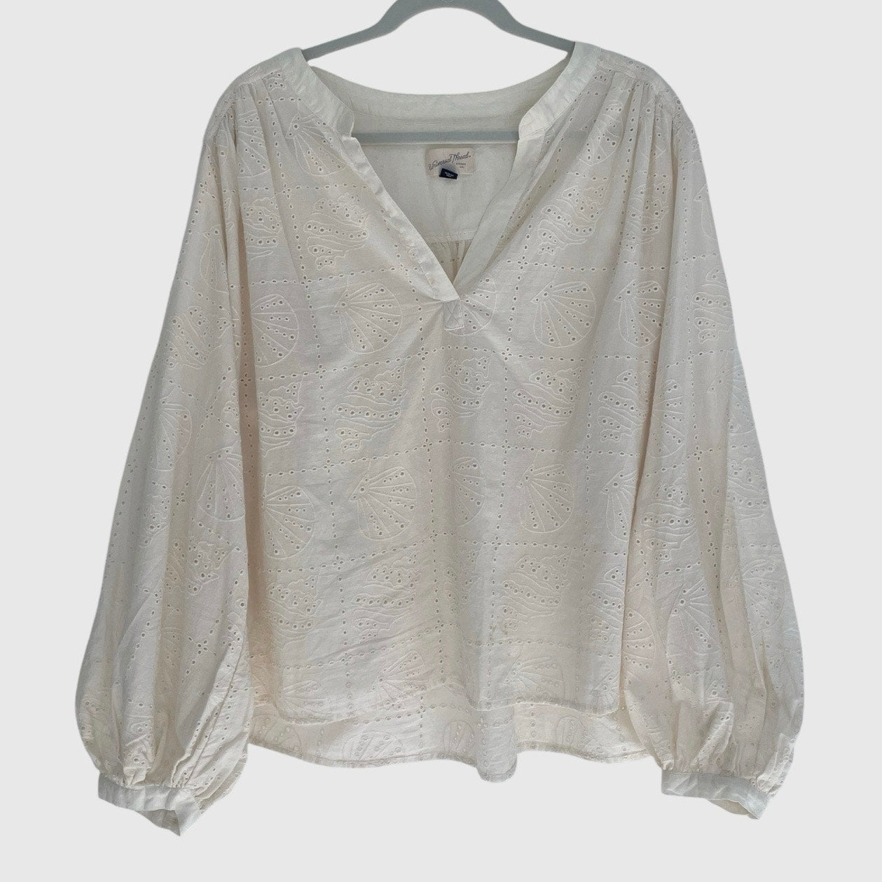 Universal Thread Cream Shell Eyelet Embroidered Puff Sleeve Blouse