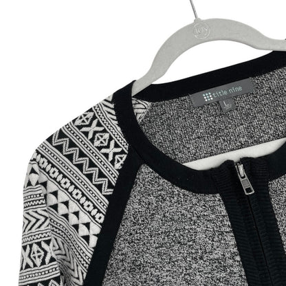 Title Nine Black & White Geometric Print Zip Up Sweater Jacket