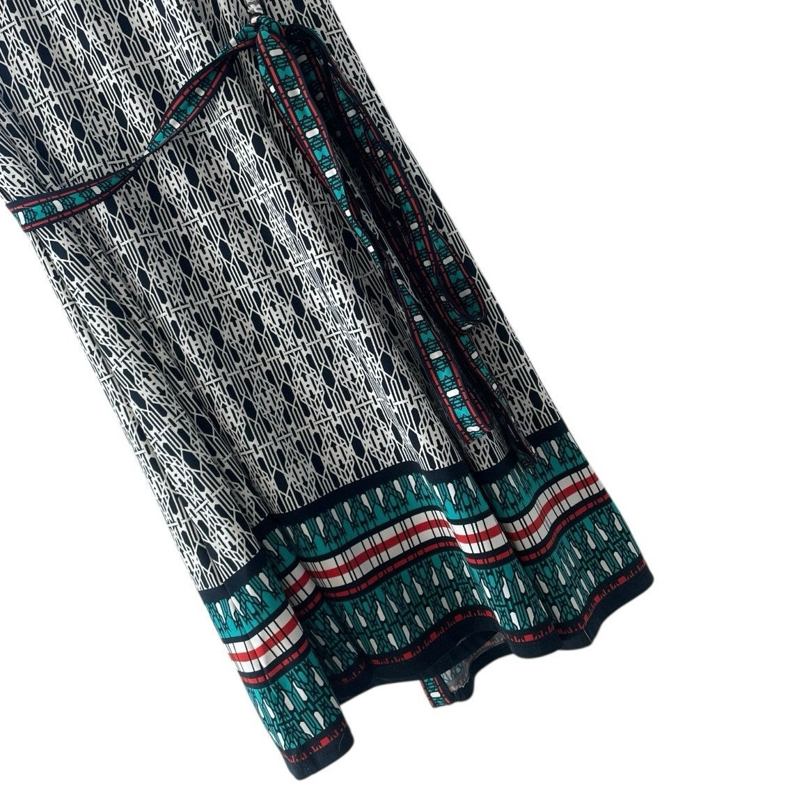 Max Studio Black & White Geometric Teal Trim V-Neck Mini Tie Back Wrap Dress
