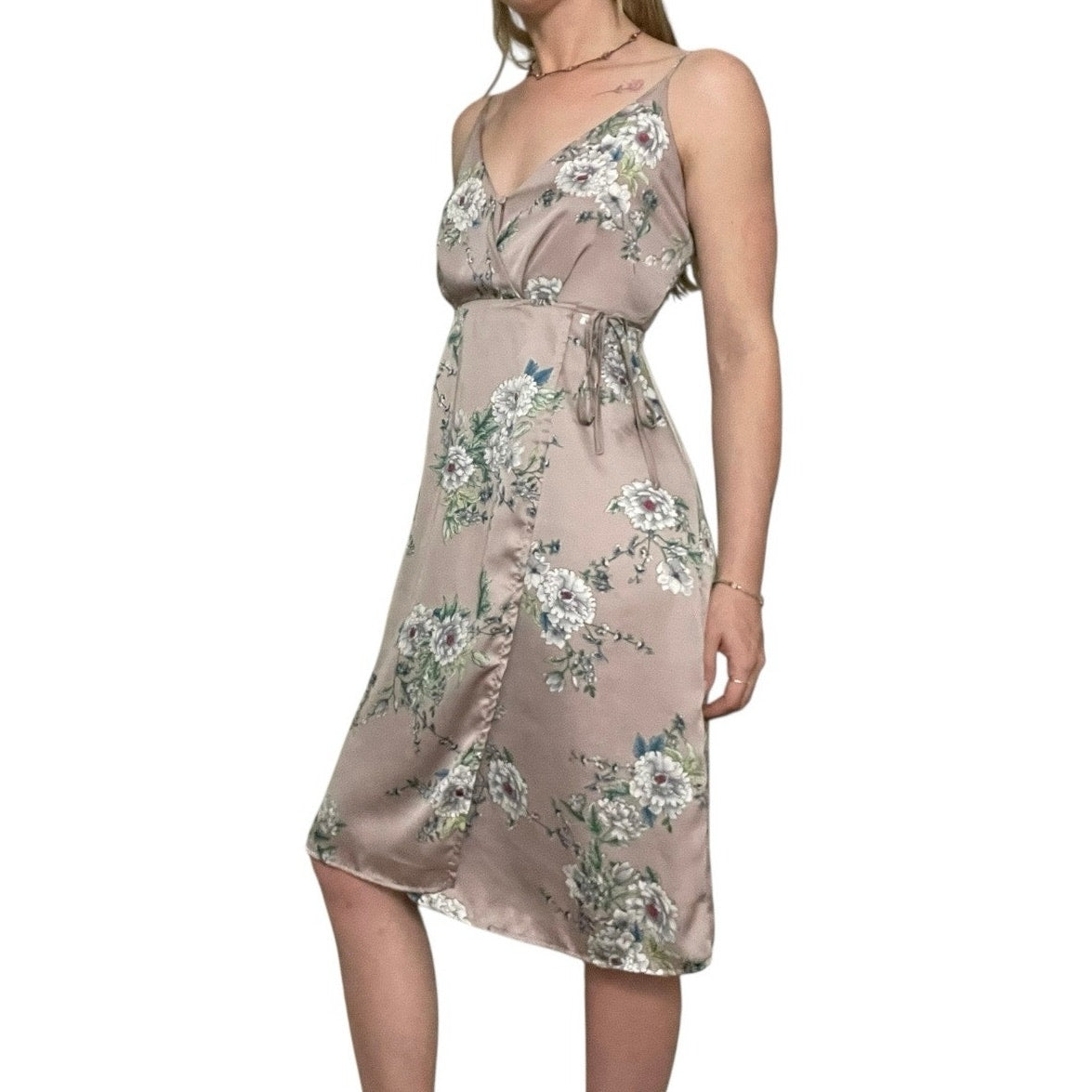 ASTR The Label Silky Pink Floral Tie Back Wrap V-Neck Dress