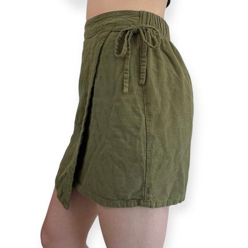 And ea wy Olive Green Asymmetrical Mini Skirt