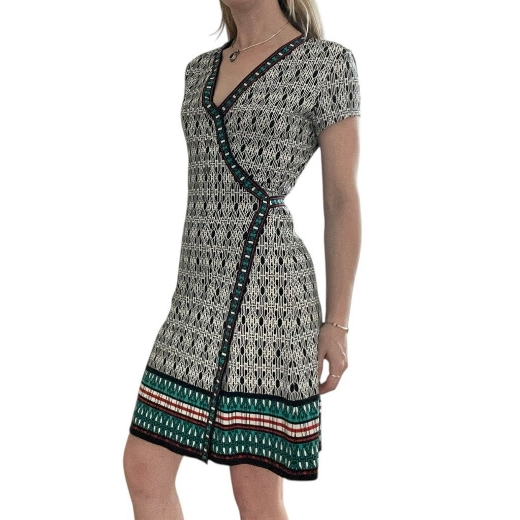 Max Studio Black & White Geometric Teal Trim V-Neck Mini Tie Back Wrap Dress