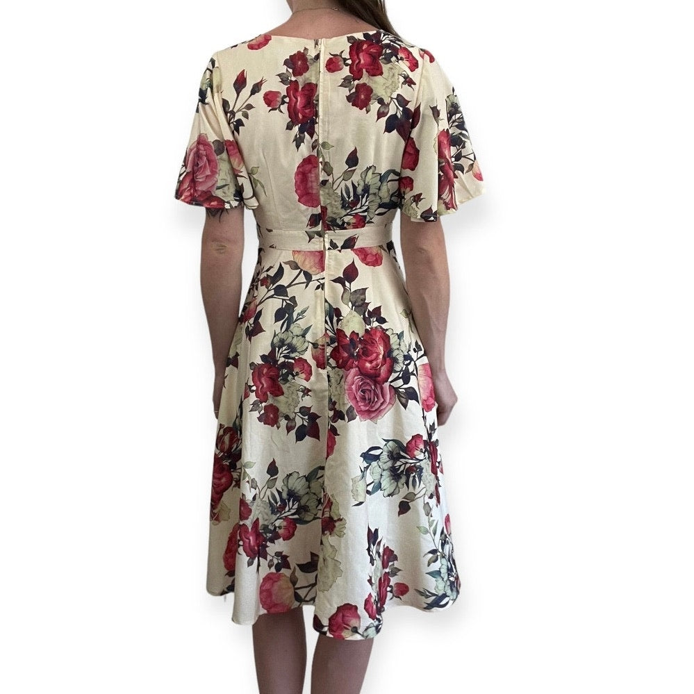 ModCloth Floral Ruffle Short Sleeve Dress