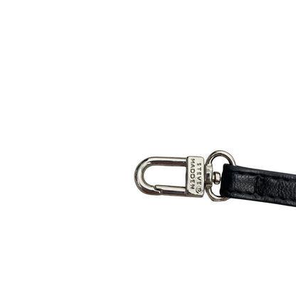 NWOT Steve Madden Black Zip Up Cliutch