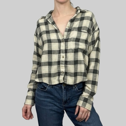 American Eagle Beige & Grey Plaid Long Sleeve Button Down Shirt