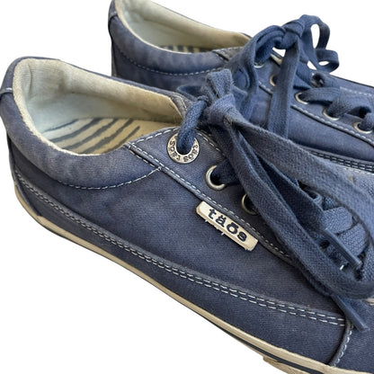 Taos Blue Moc Star Lace Up Low Top Sneakers