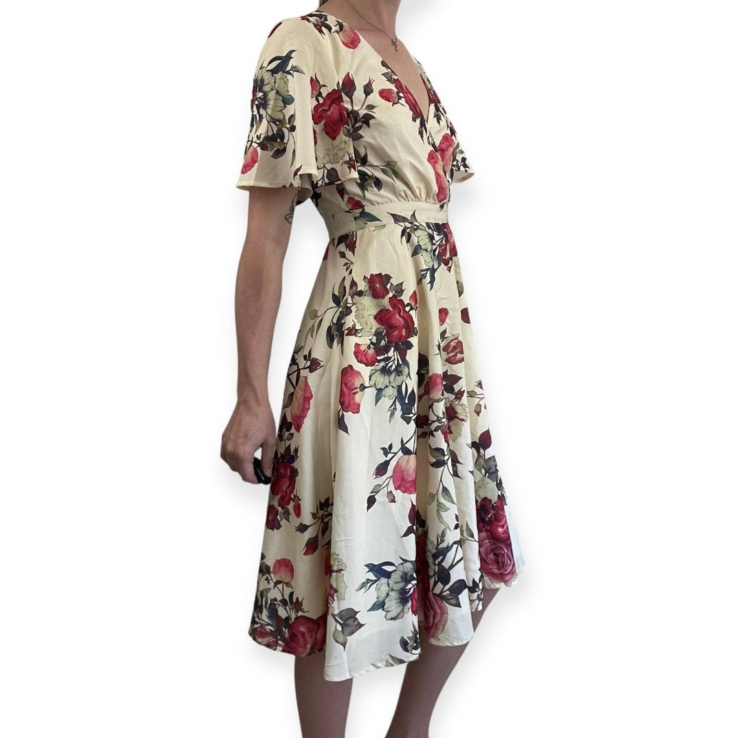 ModCloth Floral Ruffle Short Sleeve Dress