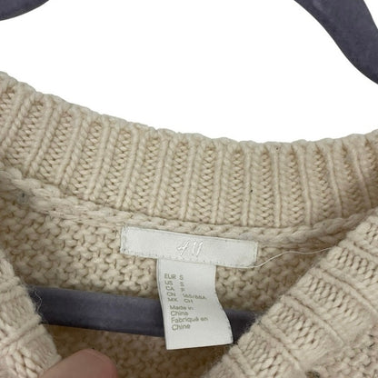 H&M Cream Zig-Zag Knit Crewneck Sweater