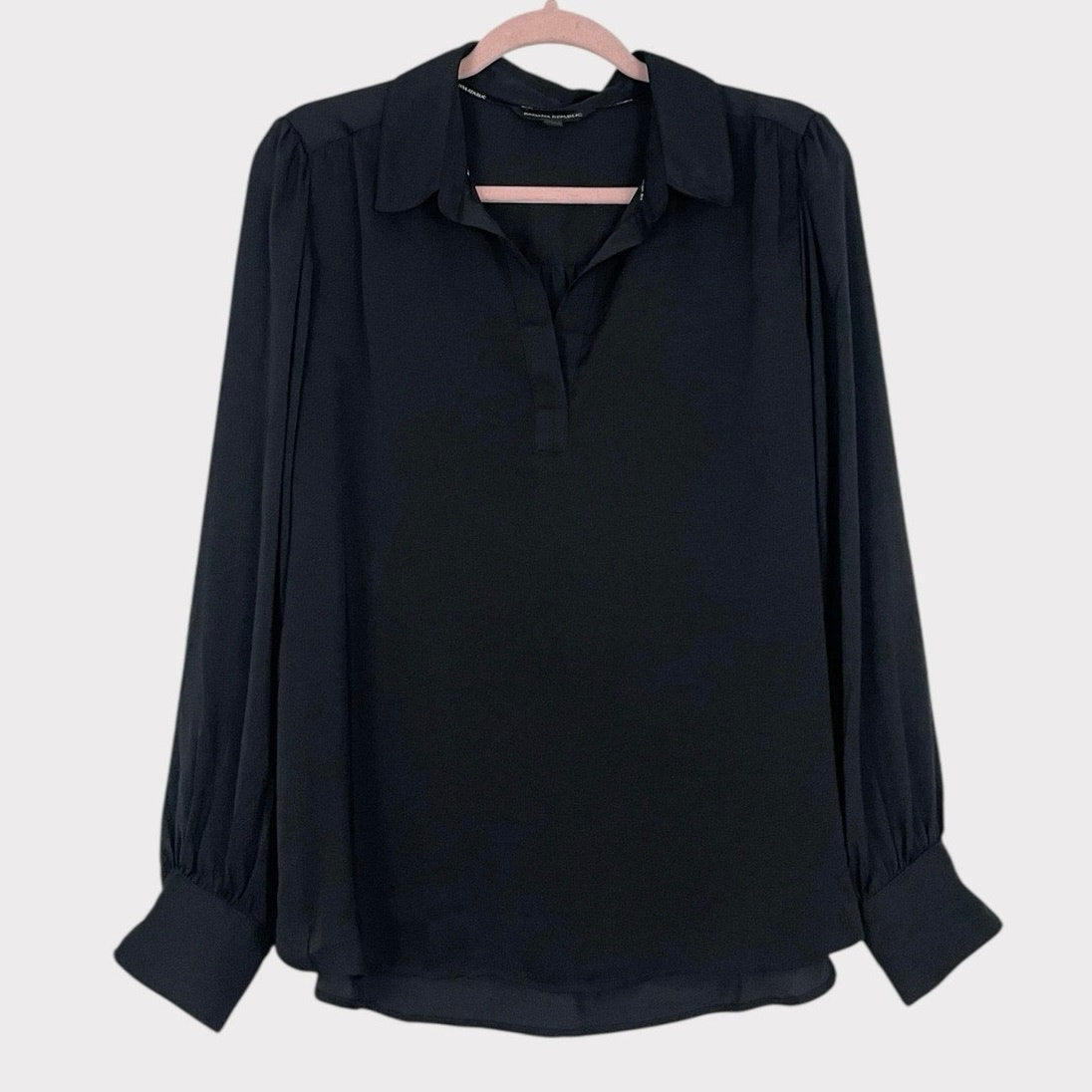 Banana Republic Silky Black Long Sleeve V-Neck Collared Blouse