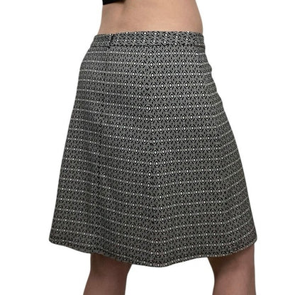 41 Hawthorn Black & White Boho Mini Skirt