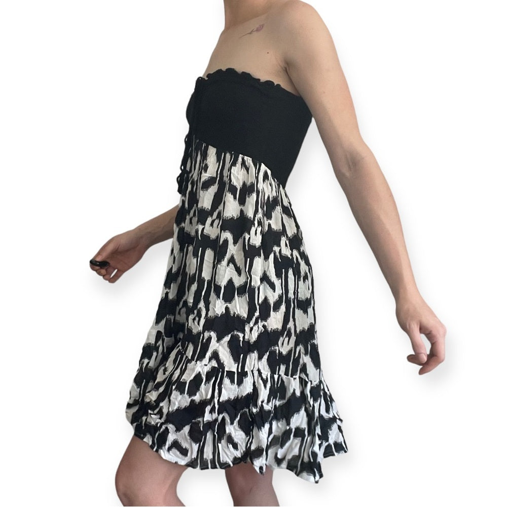 Raviya Black and White Strapless Mini Dress