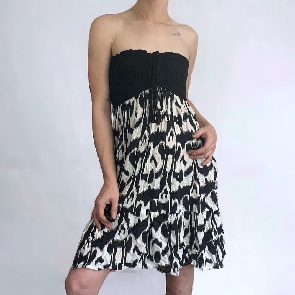 Raviya Black and White Strapless Mini Dress