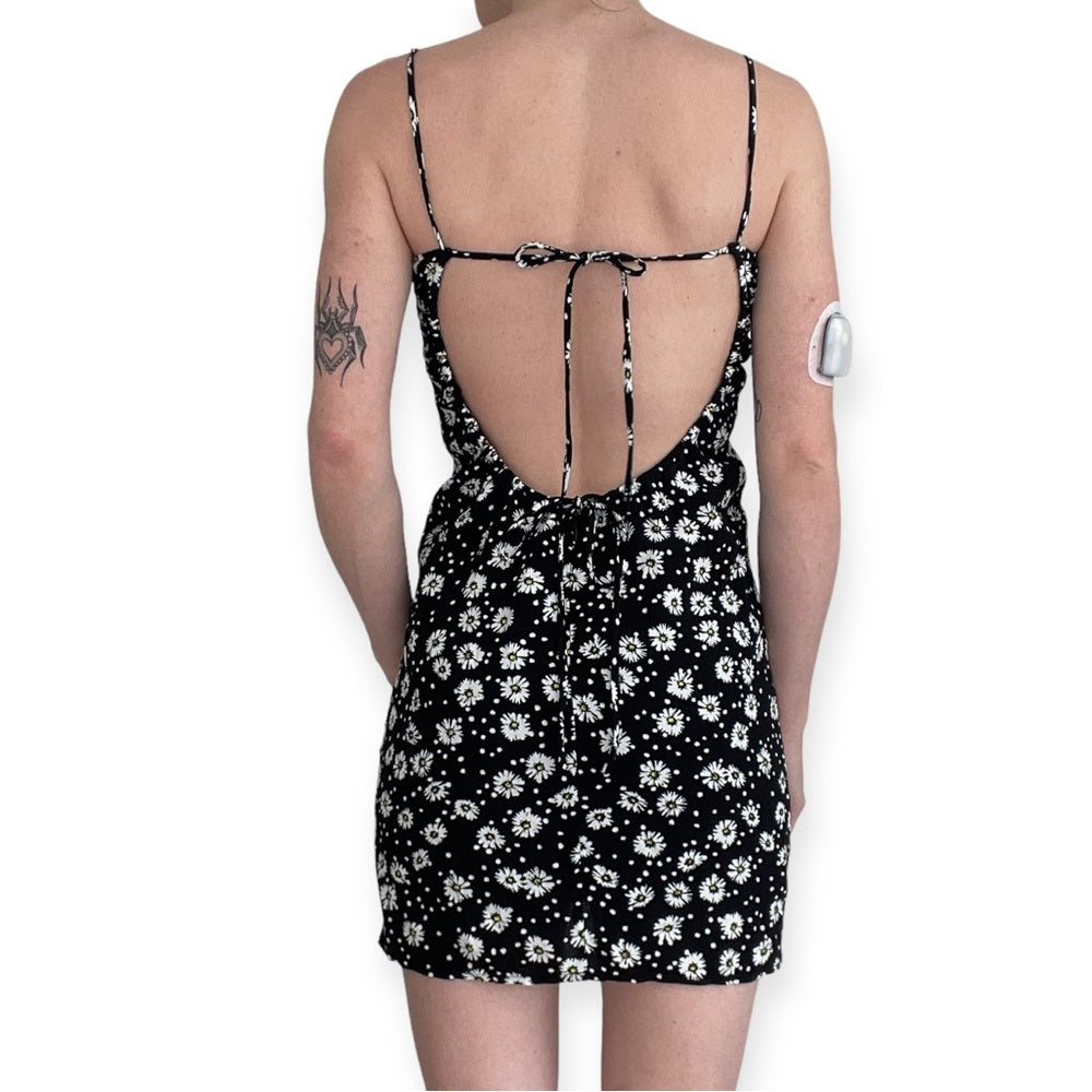 Skylar + Madison Black and White Floral Open Back Bodycon Mini Dress