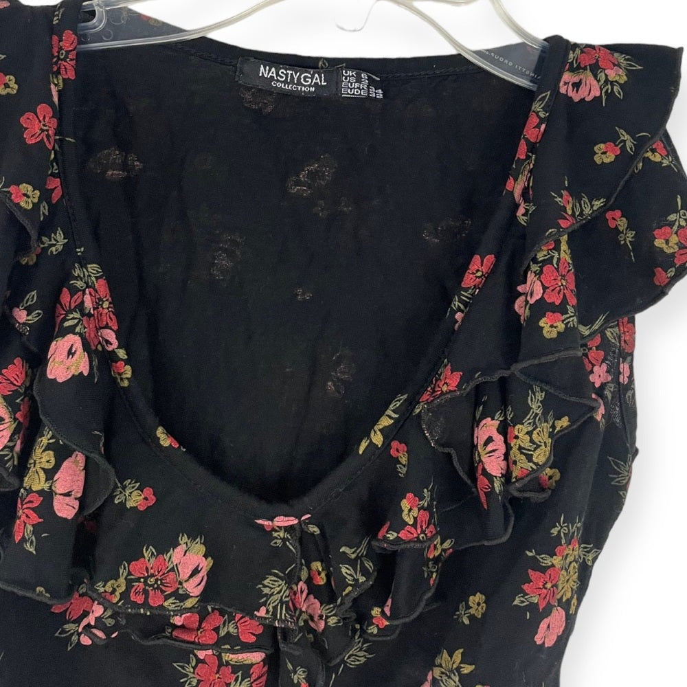 Nasty Gal Soft Black Floral Ruffled Cropped Short Sleeve Blouse